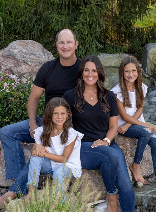 Chiropractor Omaha NE Eric Hinze With Family